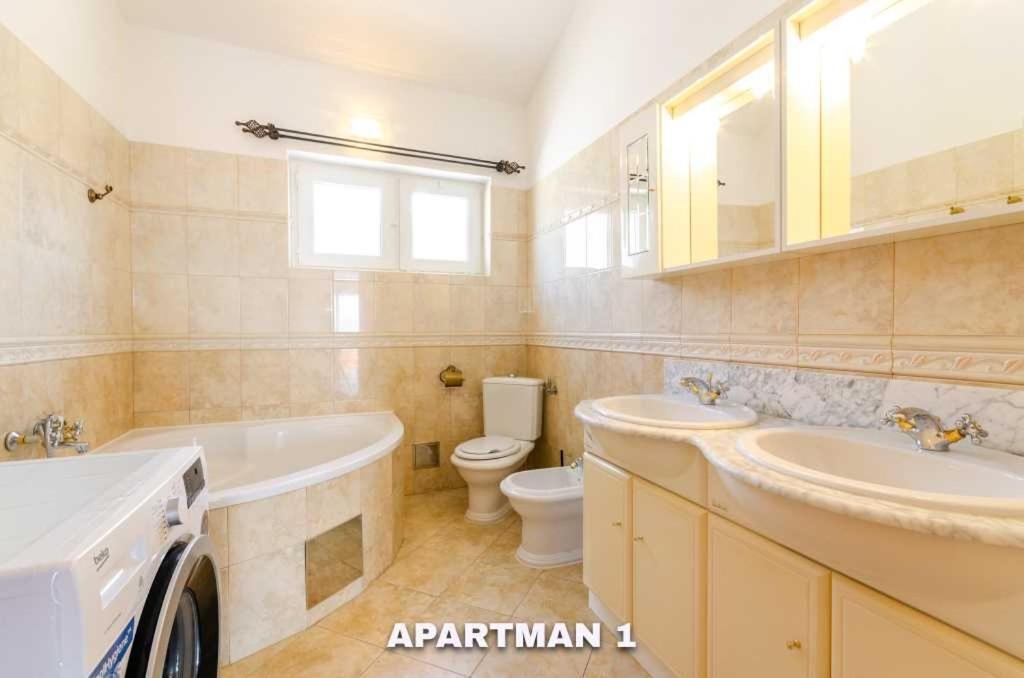 Apartments With Wifi Crikvenica - 17497 ภายนอก รูปภาพ