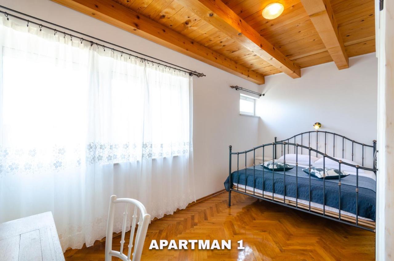 Apartments With Wifi Crikvenica - 17497 ภายนอก รูปภาพ